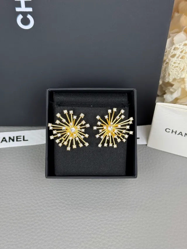 Boucles d'oreilles Chanel Or Transparent Starburst avec Cristaux Embellished 9