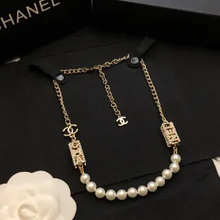 Chanel سلسلة ذهبية بيضاء قلادة لؤلؤ مستعارة سلسلة