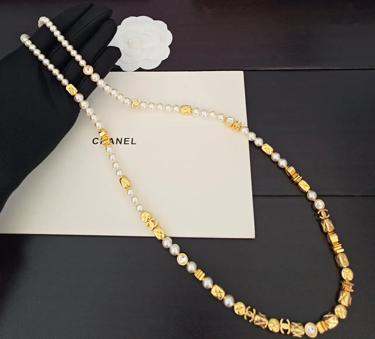 Collier Chanel Or Blanc Double Chaîne Perles et Perles 3
