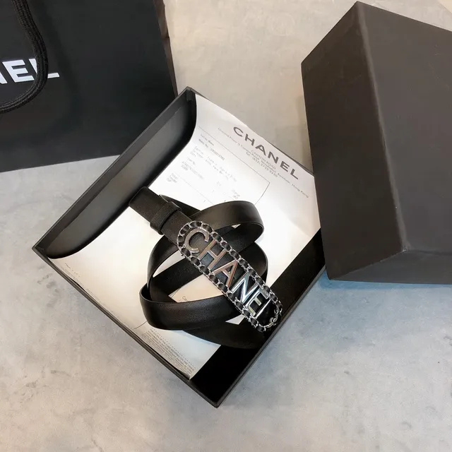Chanel Logo Belt Negro Cadena Plateada Cinturón de Cuero 5