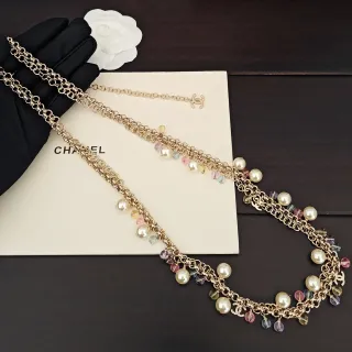 Chanel মাল্টি-চেইন মুক্তা ও ক্রিস্টাল আকর্ষণ হার