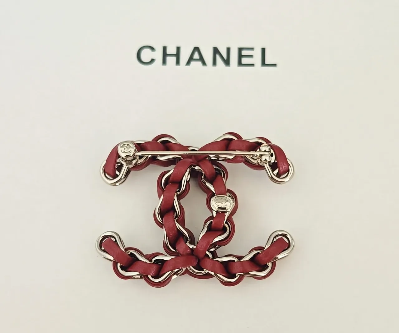 চ্যানেল লাল রূপালী Interlocking CC Motif চামড়ার চেইন ব্যাগ 2