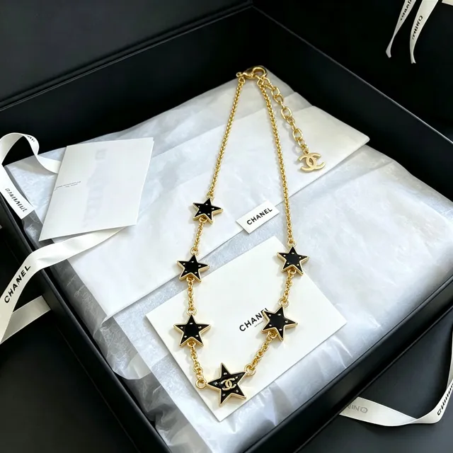 Chanel তারা নকশা সোনালী কালো এনামেল হার 5