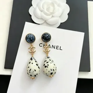 Chanel Aretes Blanco Negro Metal Dorado Marbled Top Stone
