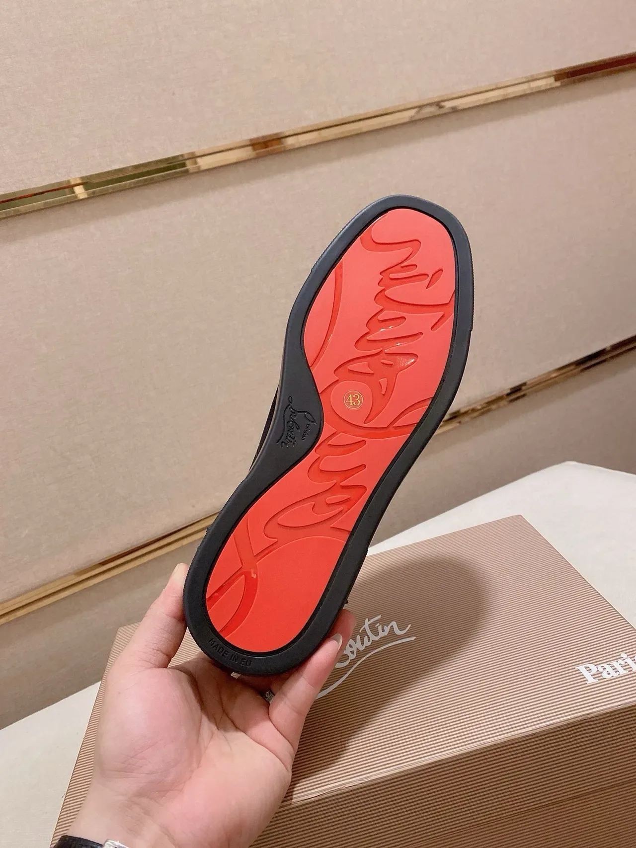 Christian Louboutin Spike Sneaker Tênis Preto de Camurça com Spikes na Ponta e no Calcanhar Tênis Lifestyle 8