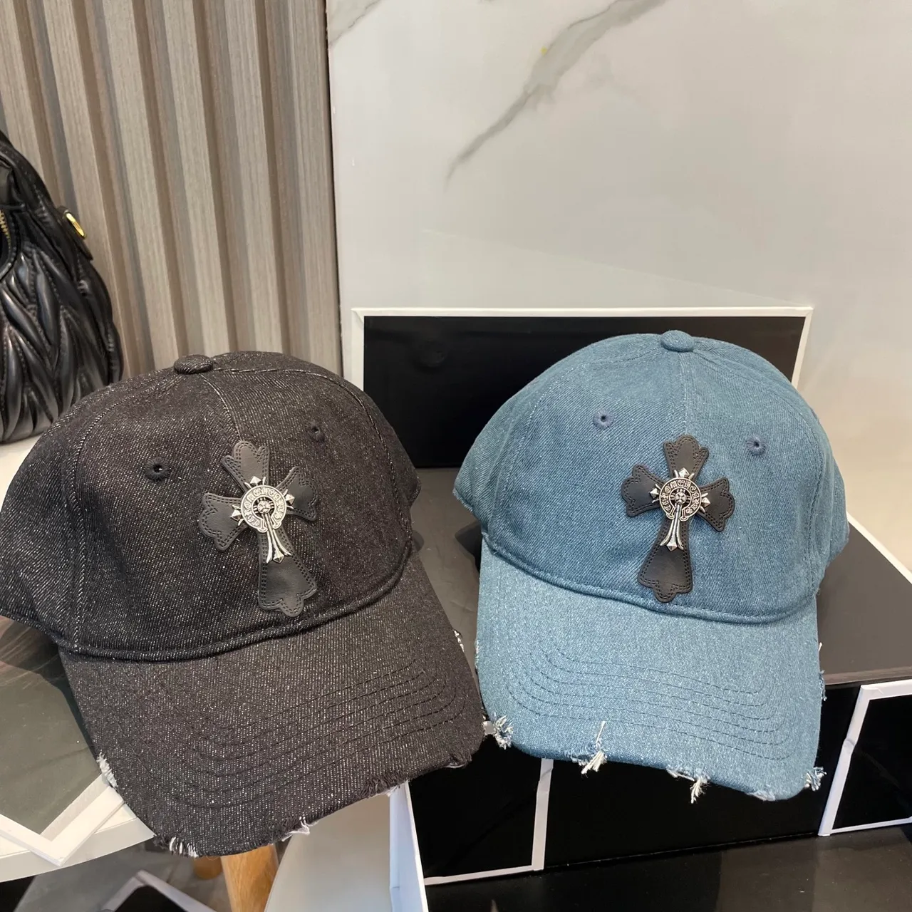 Chrome Hearts 十字交叉贴花破损牛仔棒球帽 6
