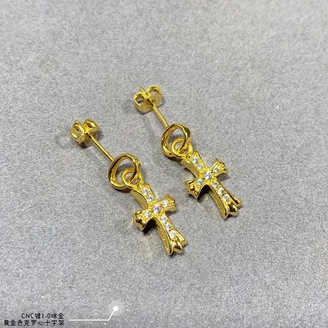 Collier de Chrome Hearts Cross en métal doré et argenté avec cristaux Pavé-Set 4