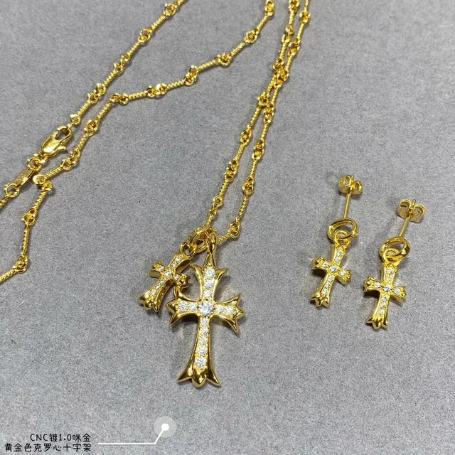 Collier de Chrome Hearts Cross en métal doré et argenté avec cristaux Pavé-Set 7