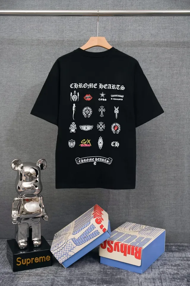 T-shirt noir Chrome Hearts logo croix brodé 4