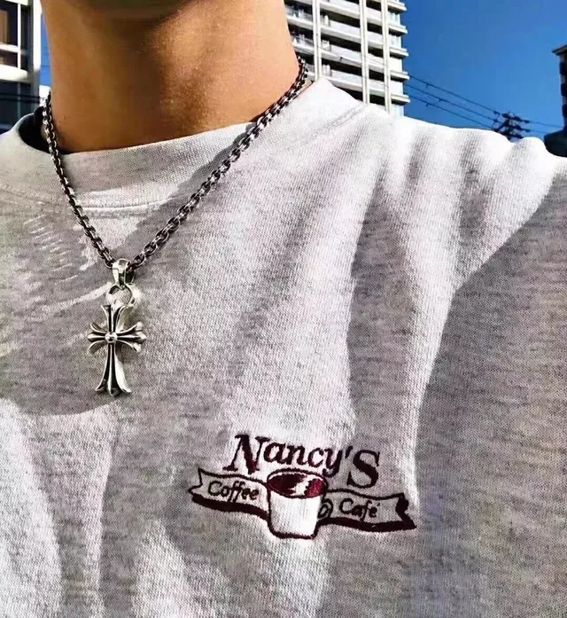 Chrome Hearts Fleur de Lis Cross Polished Silver-Tone Necklace 2