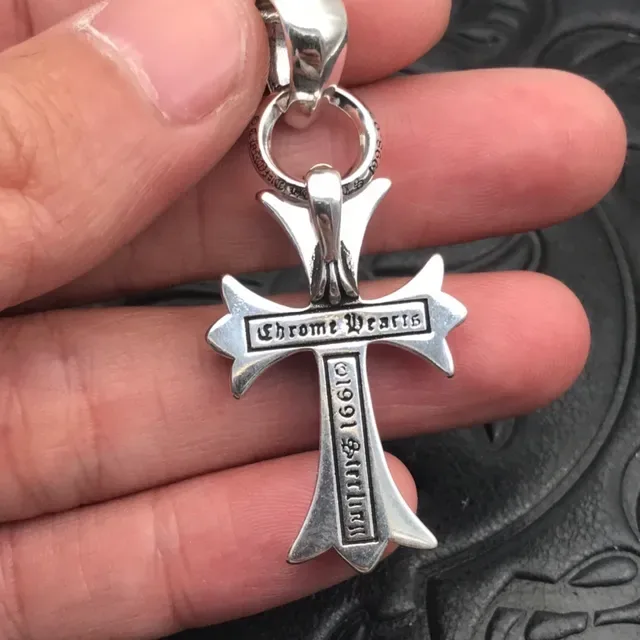 Chrome Hearts Fleur de Lis Cross Polished Silver-Tone Necklace 5