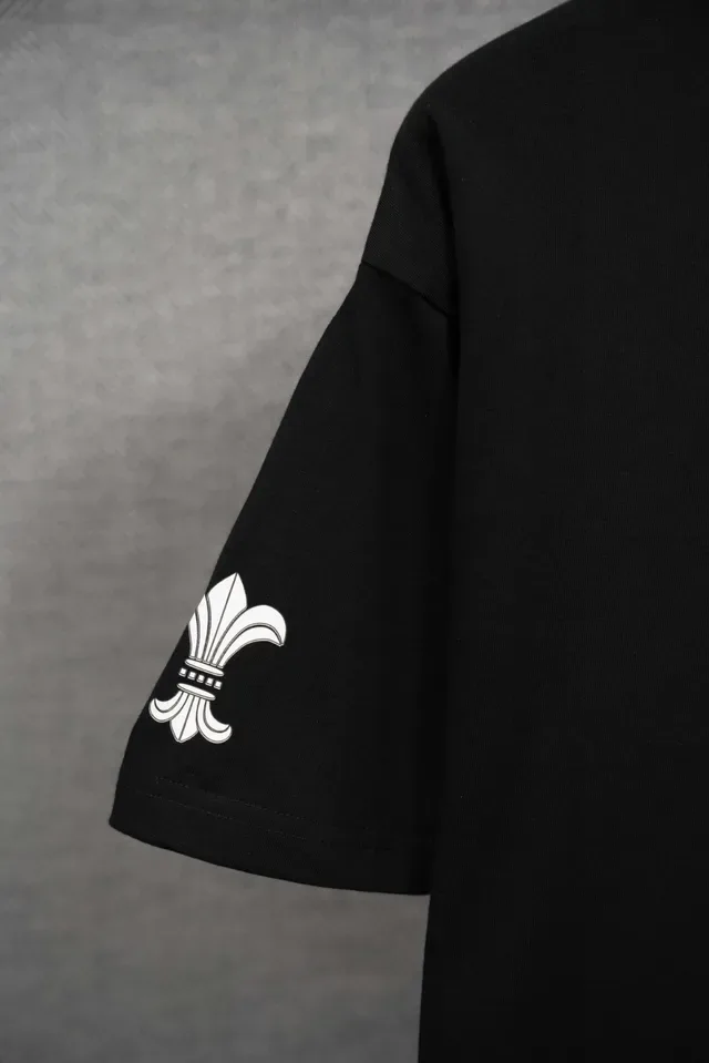 Chrome Hearts ফ্লুর-ডি-লিস এমব্রয়ডারি করা কালো টি-শার্ট 6