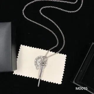 Chrome Hearts पेन-स्टाइल एंग्रेव्ड सिल्वर नेकलस