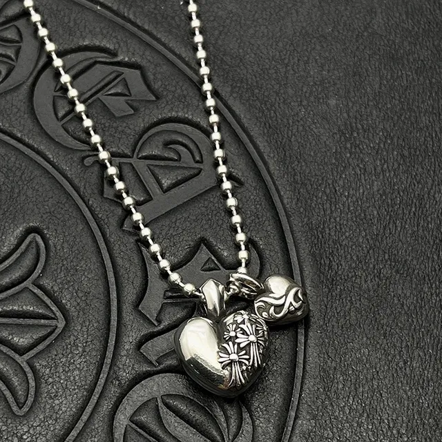 Chrome Hearts Triple Coração Collar Cadena Plata Negra con Dije 3