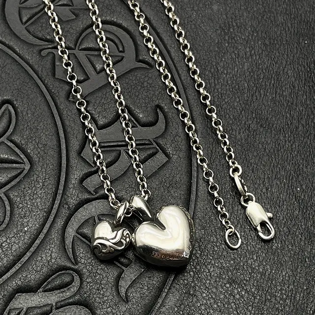 Chrome Hearts Triple Coração Collar Cadena Plata Negra con Dije 7