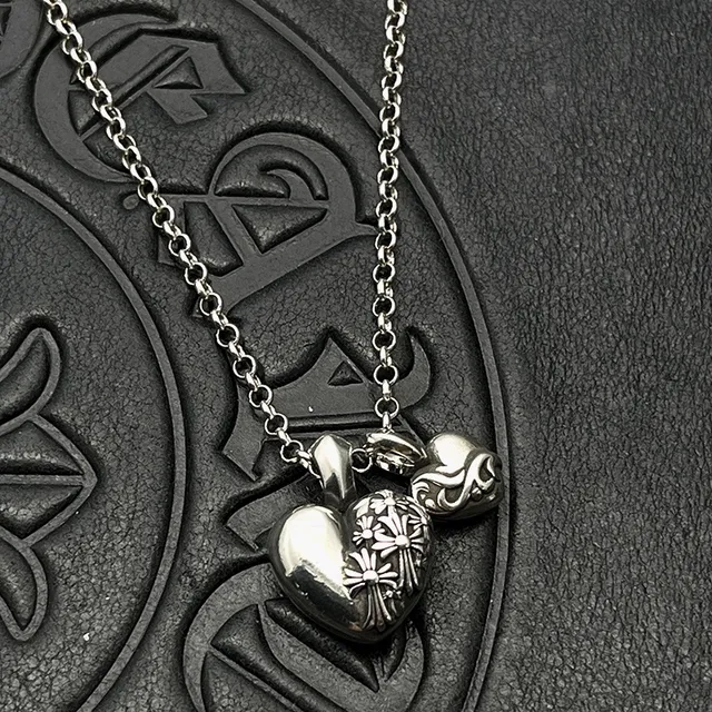 Chrome Hearts Triple Coração Collar Cadena Plata Negra con Dije 9