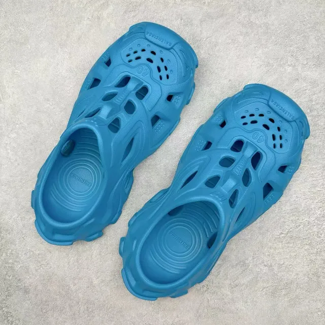 Crocs Classic Clog Zueco Azul de Espuma Moldeada 8