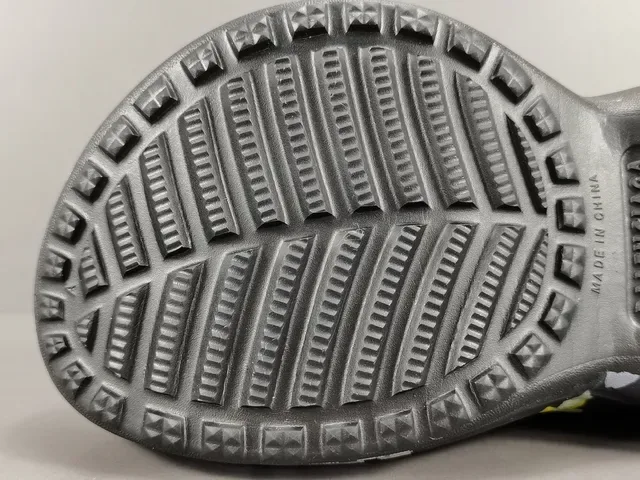 Crocs Echo Clog 花卉印花 黑色 平台凉鞋 4