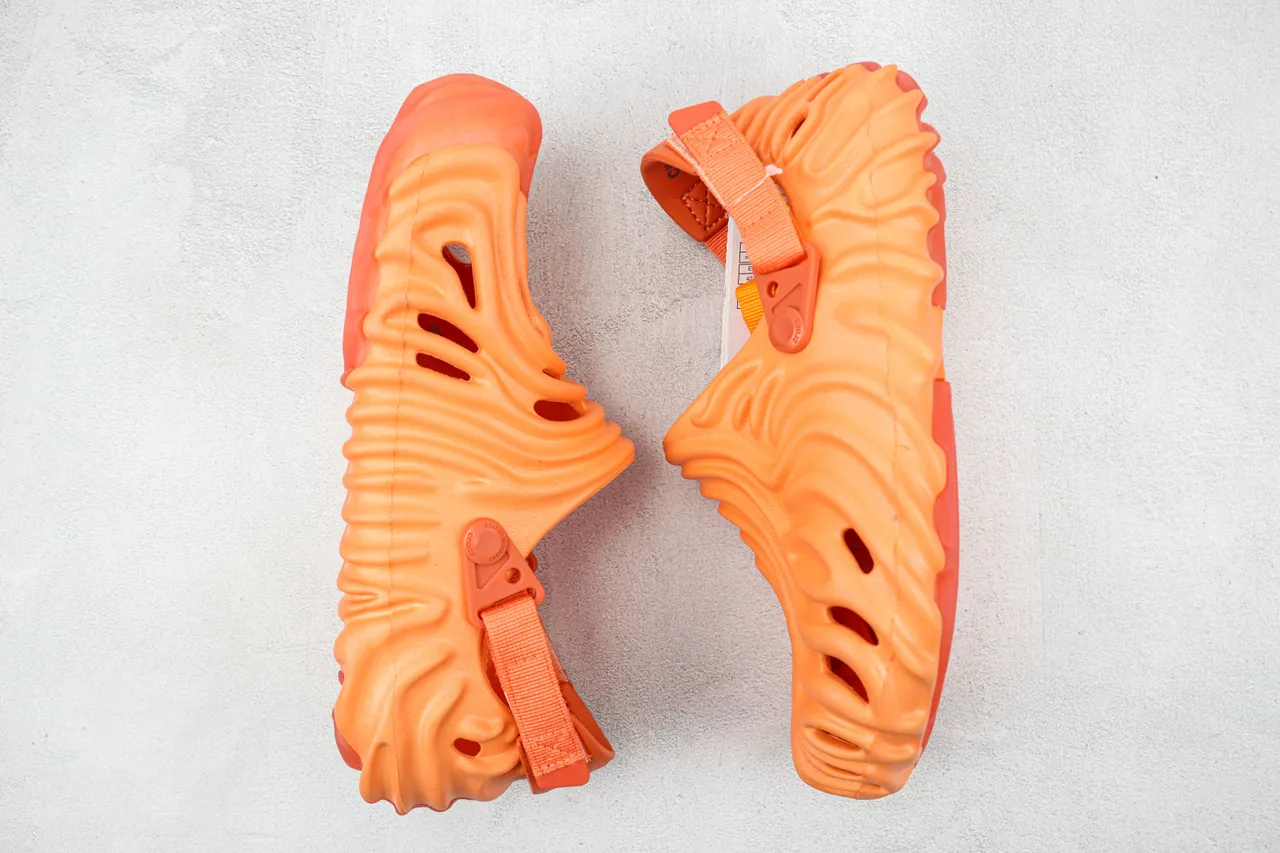 Crocs Echo Clog Orange sabot en mousse moulée 3