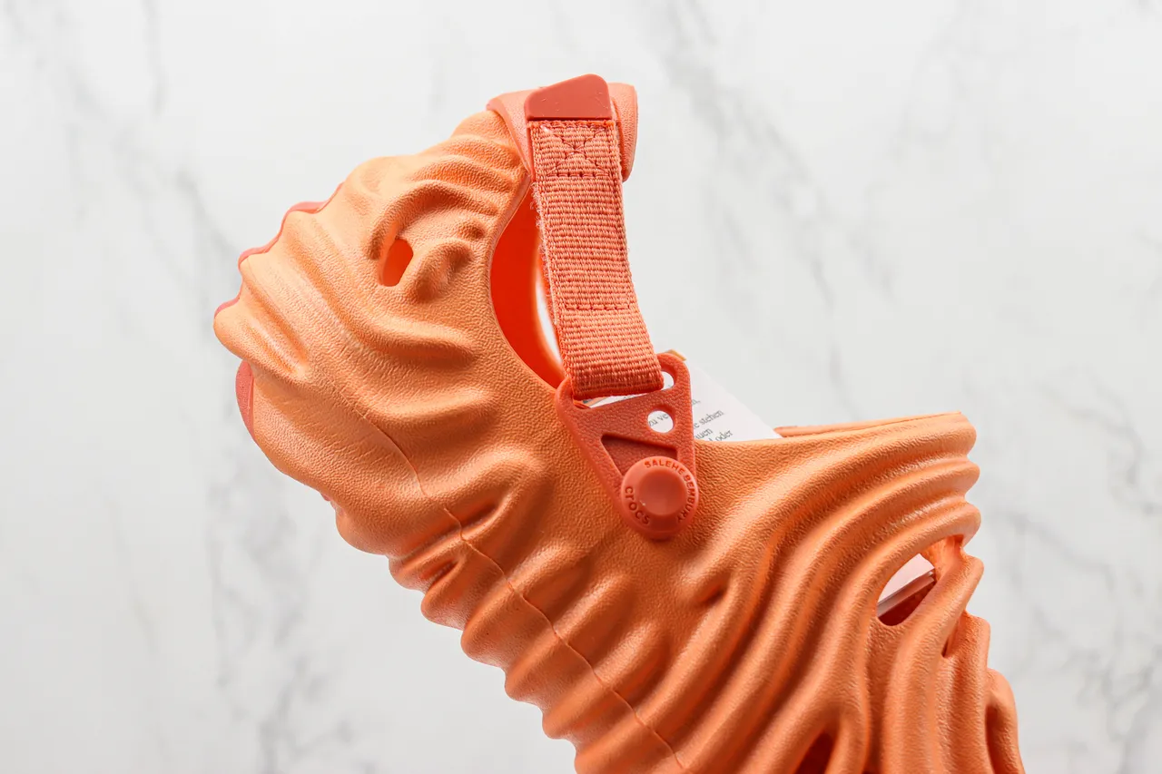 Crocs Echo Clog Orange sabot en mousse moulée 6