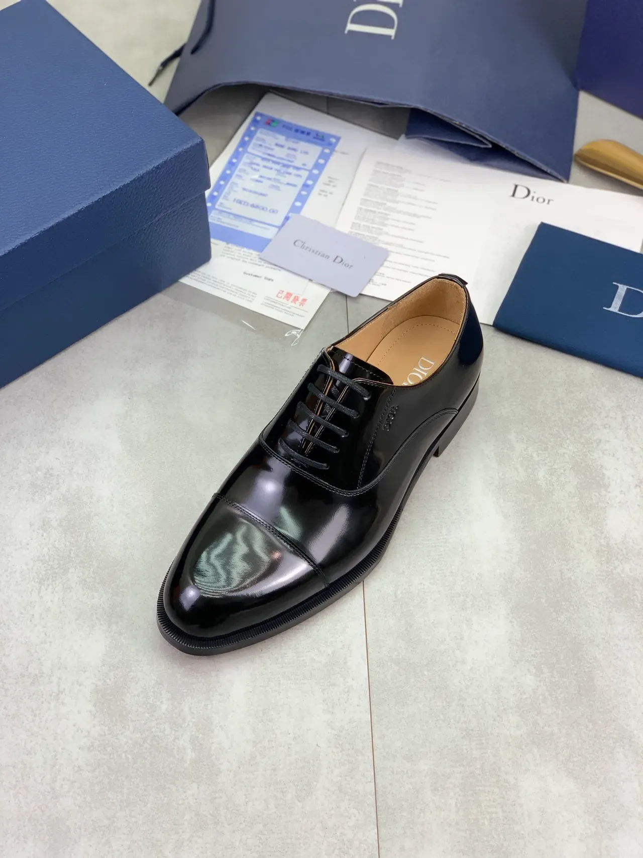 Dior Chaussures Oxford Cuir Noir Beige Brillant Bout à Cap 4