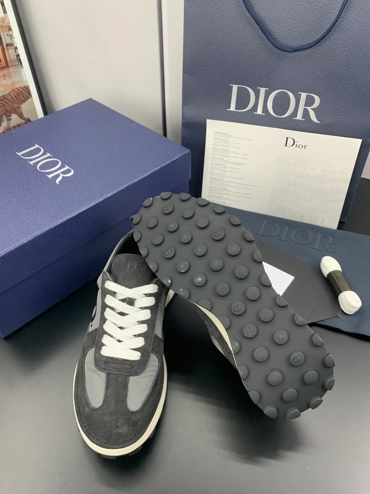 Dior Zapatillas Lifestyle Negro Gris Con Panel Transparente En Ante Y Nylon 3