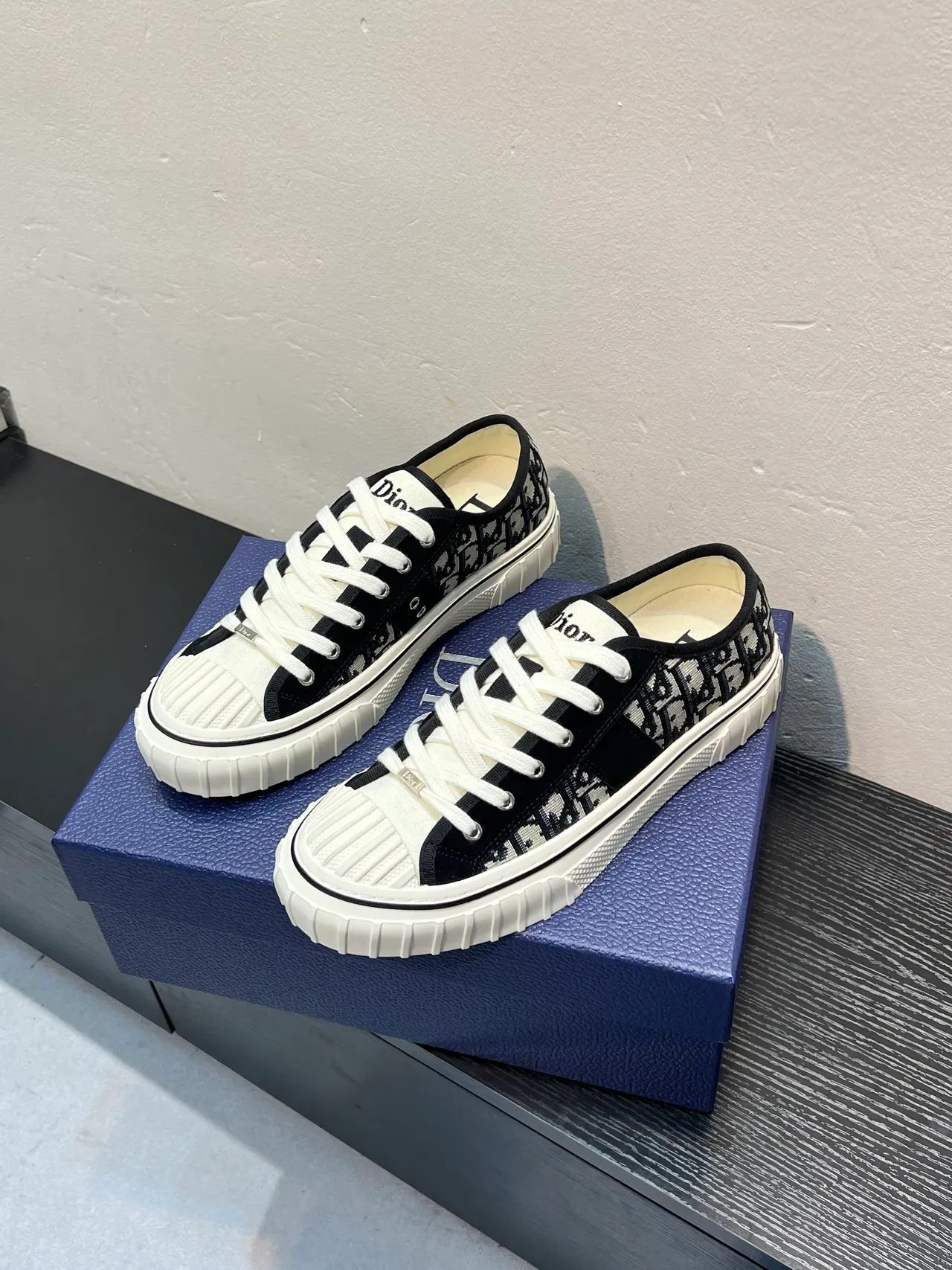 Dior Black White Oblique Monogram Canvas Ribbed Toe Cap Lifestyle Sneakers 3