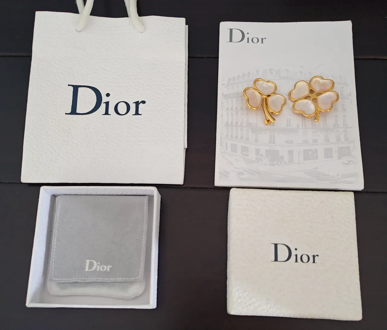 Dior Boucles d'oreilles Dorées Cristaux Pavé Chaîne Motif CD 3