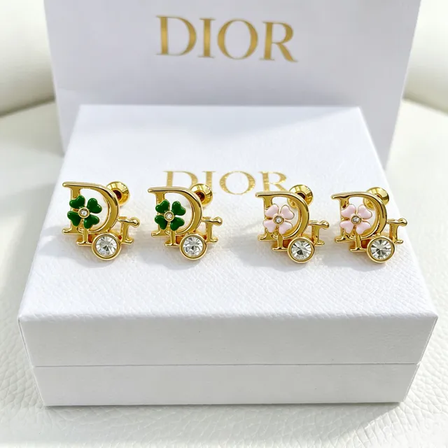 Dior Boucles d'oreilles à studs avec logo floral émaillé rose doré 3