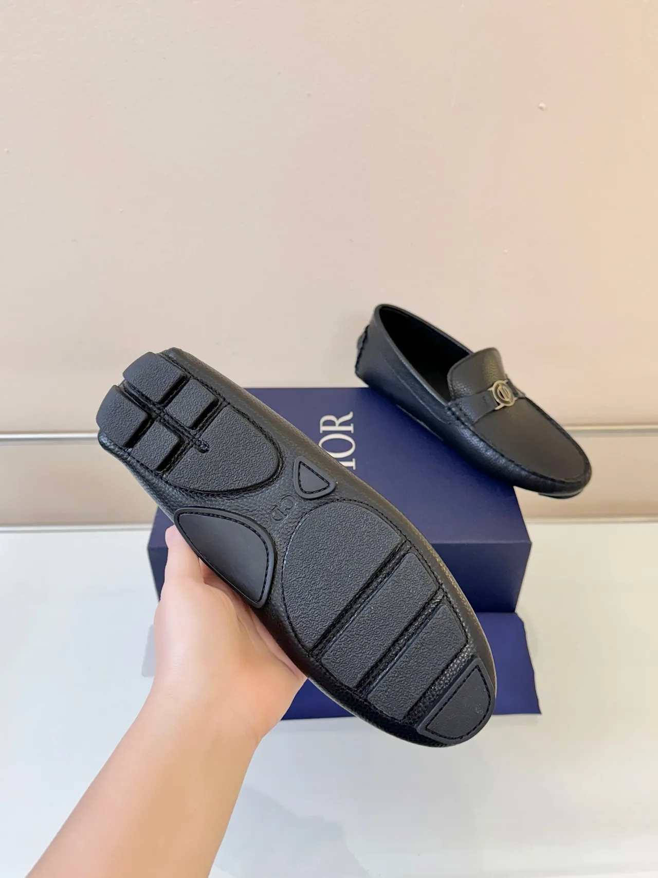 Dior Horsebit Mocasin de Cuero Negro con Textura Granulada, Slip-On 5