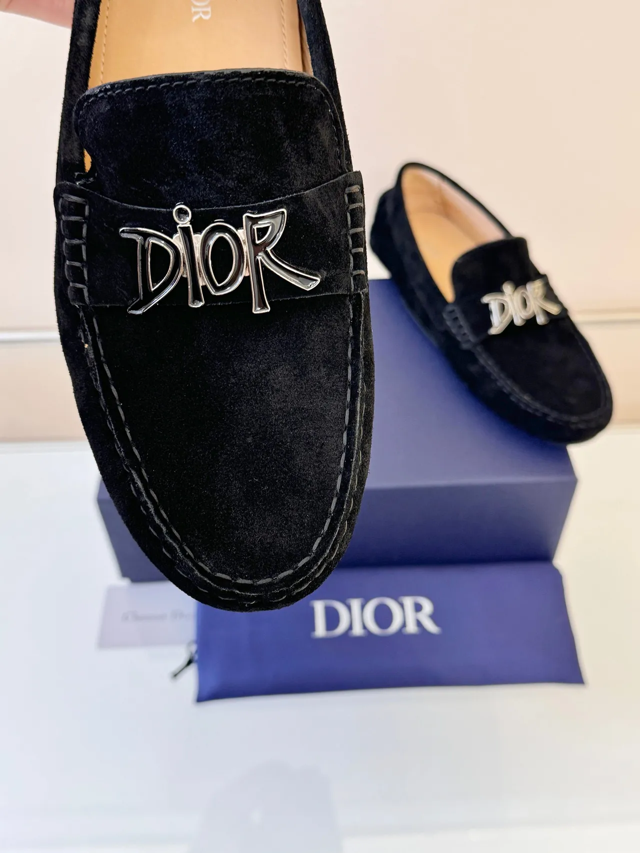 Dior لوافر أسود فضي سويد بكل معدني لوافر 3
