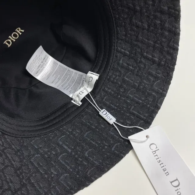 Dior Oblique Gorra Bucket Negro y Oro de Tela Jacquard Bordada con Logo 8