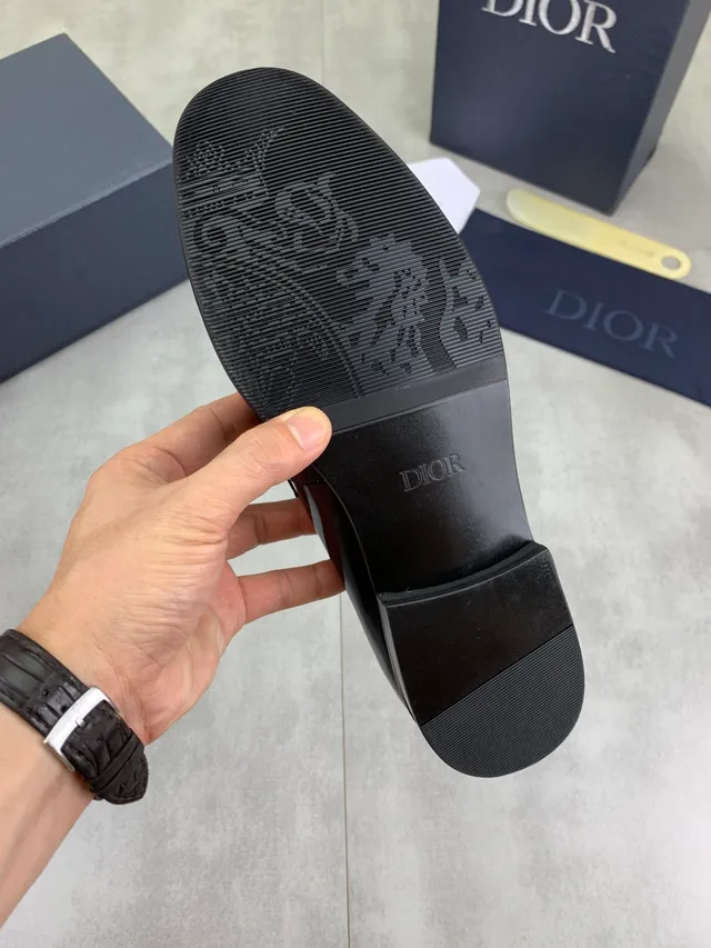 Dior Penny Loafer 光泽黑色漆皮 Loafer 2