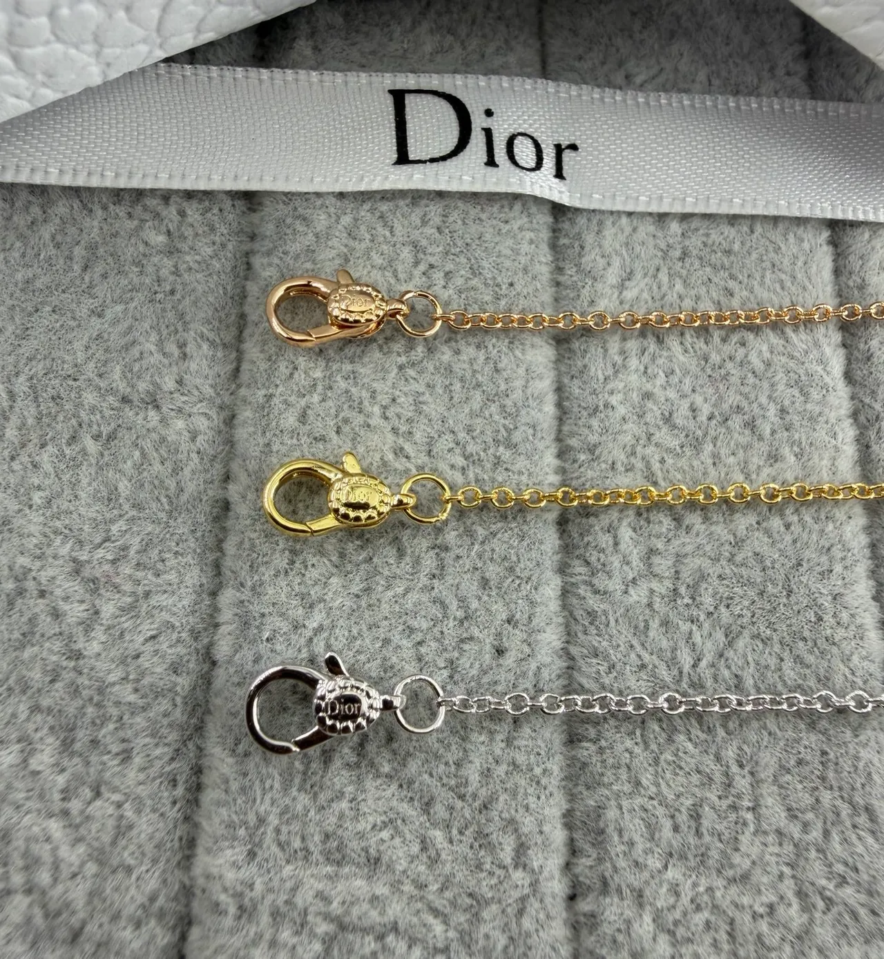 Dior Rose des Vents Star and Compass 水晶手链 3