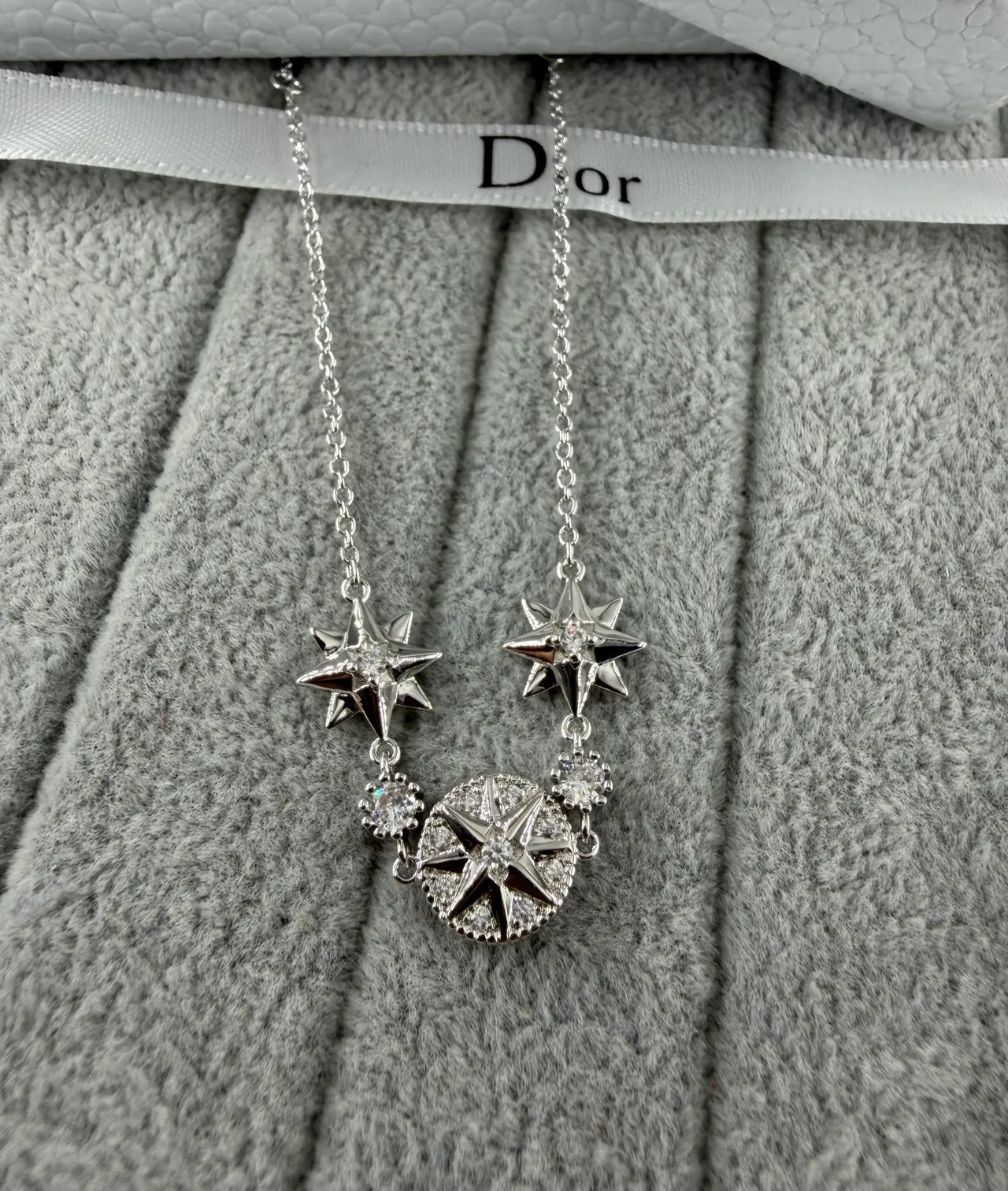Dior Rose des Vents Star and Compass 水晶手链 5