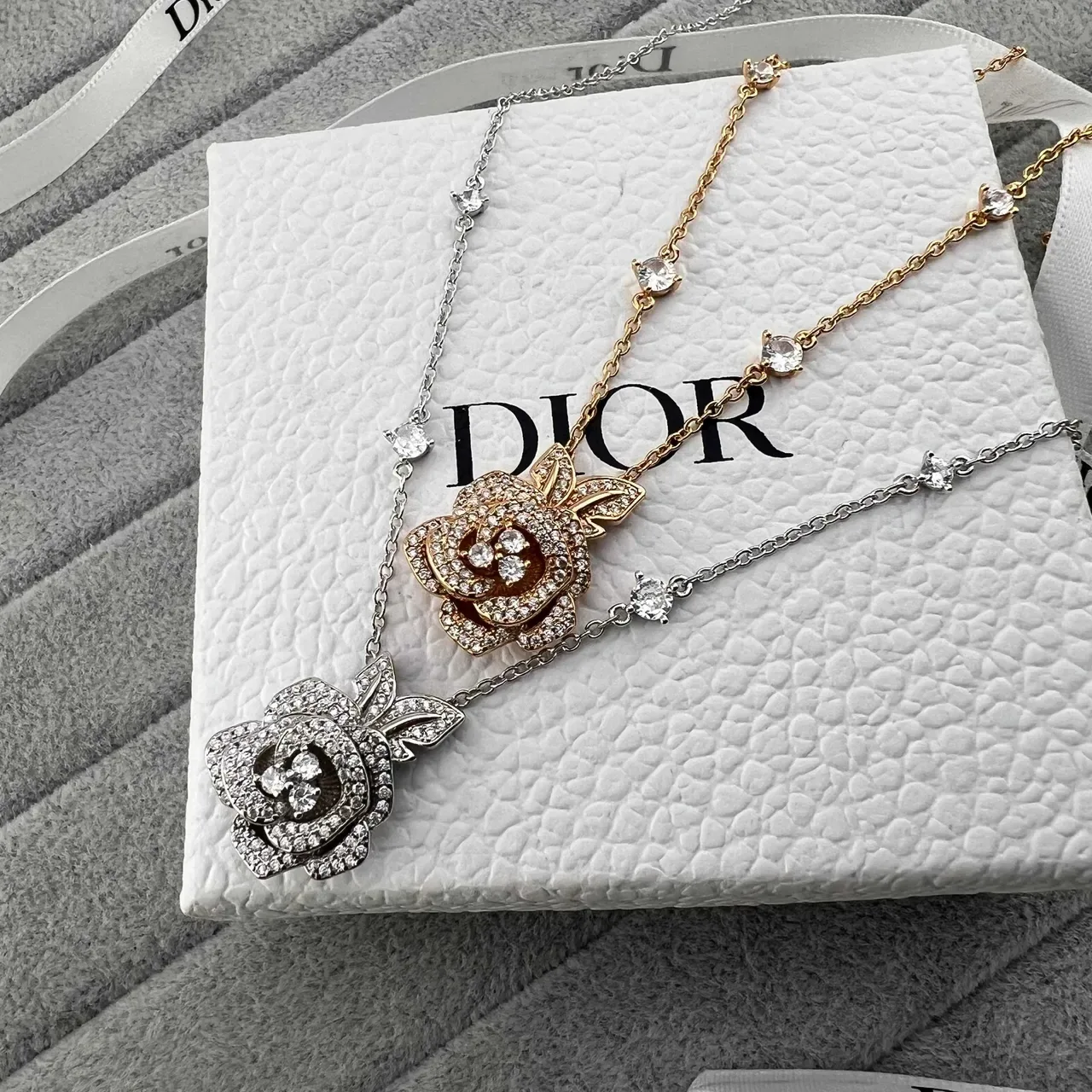 Dior Rose Silver Gold Pavé-Crystal Pendant Leaf-Accent Clasp Necklace 6