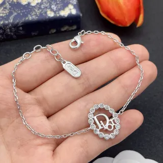 Dior سوار فضي سلسلة شفافة شكل قلب مرصعة بالكريستال قلادة