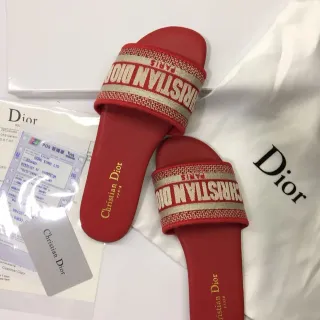 Dior Slide लाल तिरछी बुनी पट्टी चप्पल