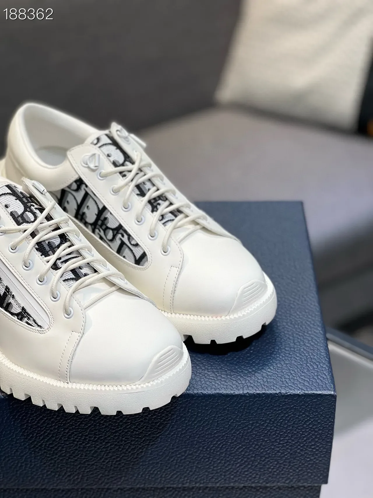Dior Blanc Noir Semelle Épaisse Panneau Monogramme Sneakers Lifestyle 4
