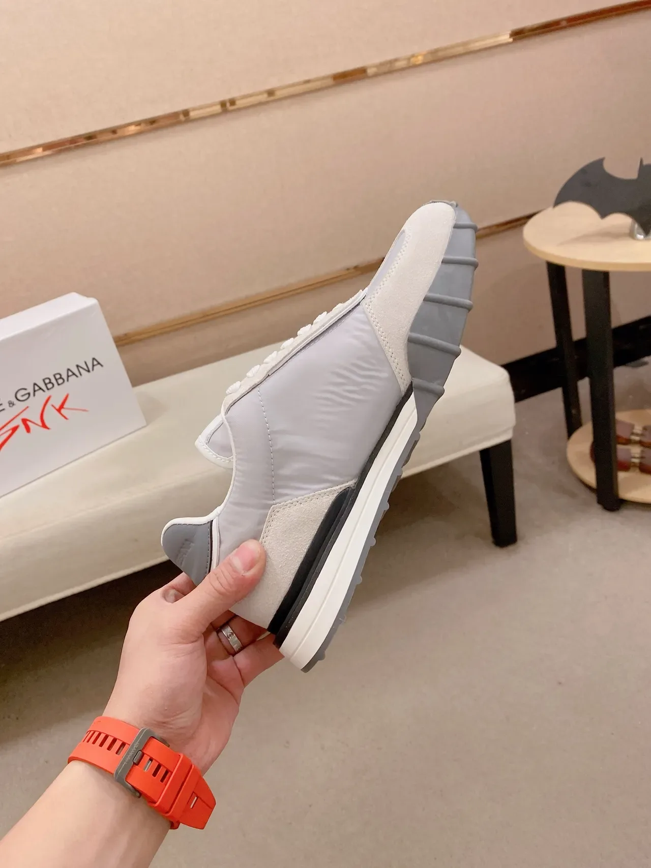 Dolce & Gabbana B27 Cinza e Off-White Tênis Lifestyle 4