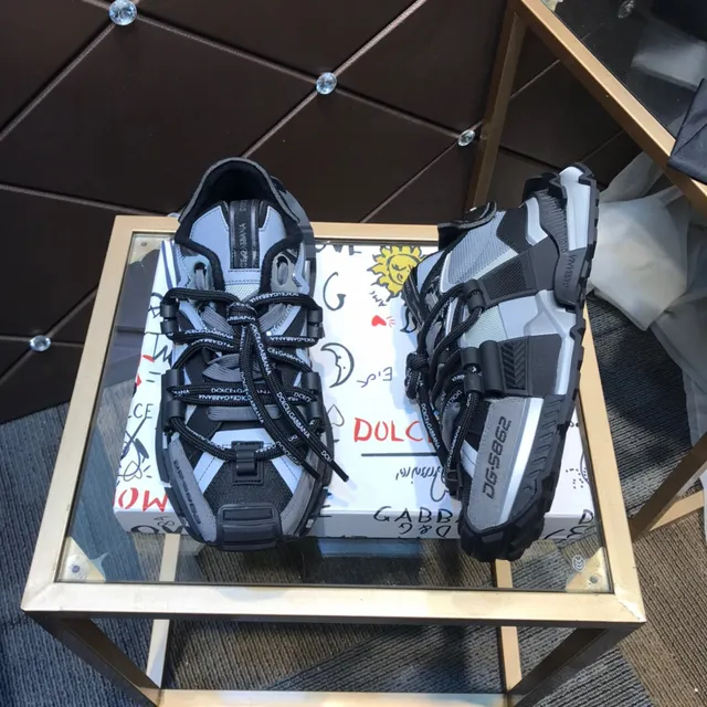 Dolce & Gabbana NS1 Gris Noir Sandale-Sneaker Hybride Construction Multi-Strap Sneakers Chunky 2