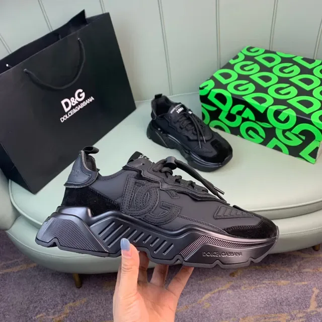 Dolce & Gabbana Sneakers Chunky Noires Oversize avec Semelle Sculptée et Upper en Cuir et Daim 4