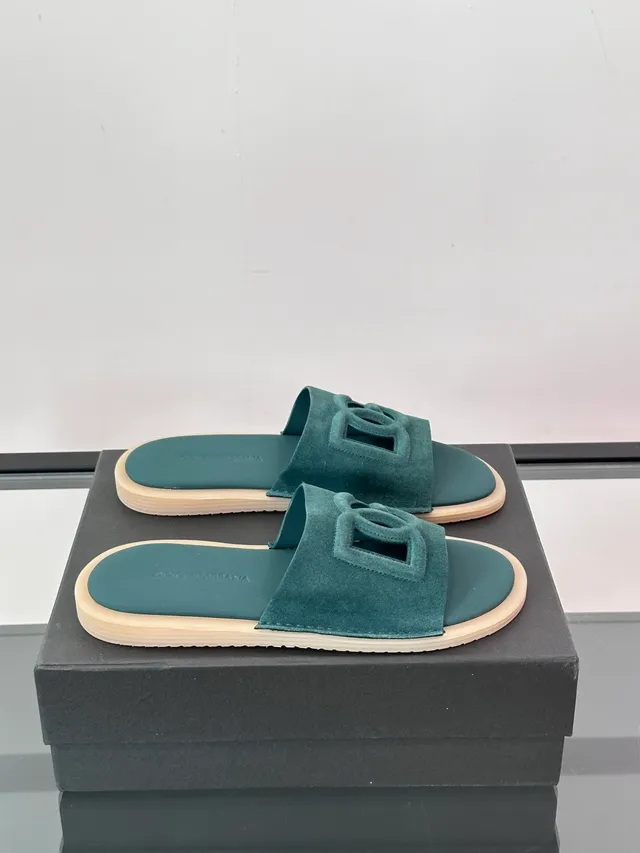 Dolce & Gabbana DG Slide Suede Logo-Cutout Slippers 8