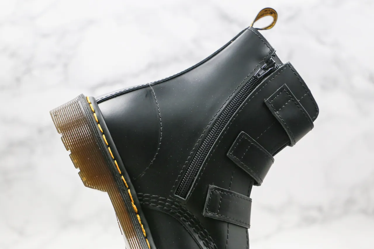 Dr. Martens 1460 Bex 黑色扣带踝靴 6