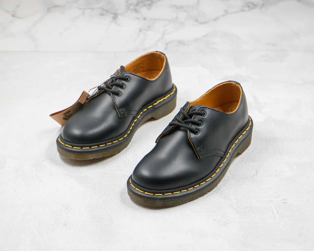 Dr. Martens 1461 Black Yellow Smooth Leather Welt Stitching Oxford Shoes 8