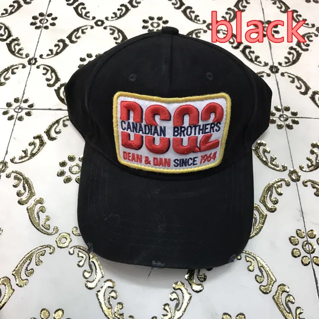 DSQUARED2 Canadian Brothers 标志补丁 橄榄绿棒球帽 3