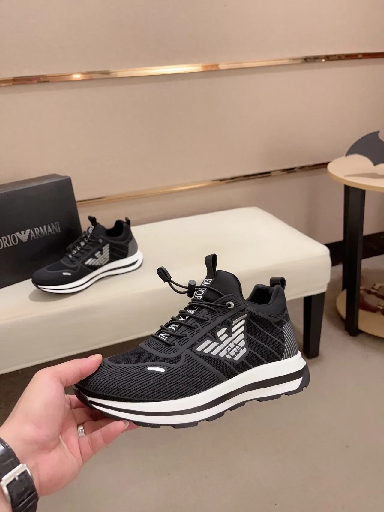 Emporio Armani 黑色银色针织网面鞋面集成系带锁生活方式运动鞋 8