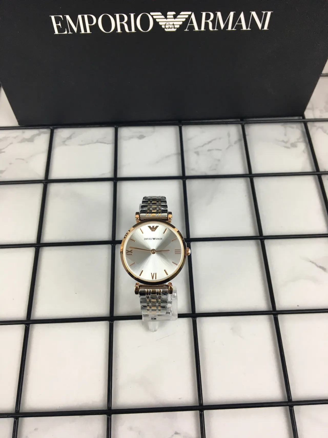 Emporio Armani Montre Argent Doré Boîtier Rond Cadran Sunray Quartz 6