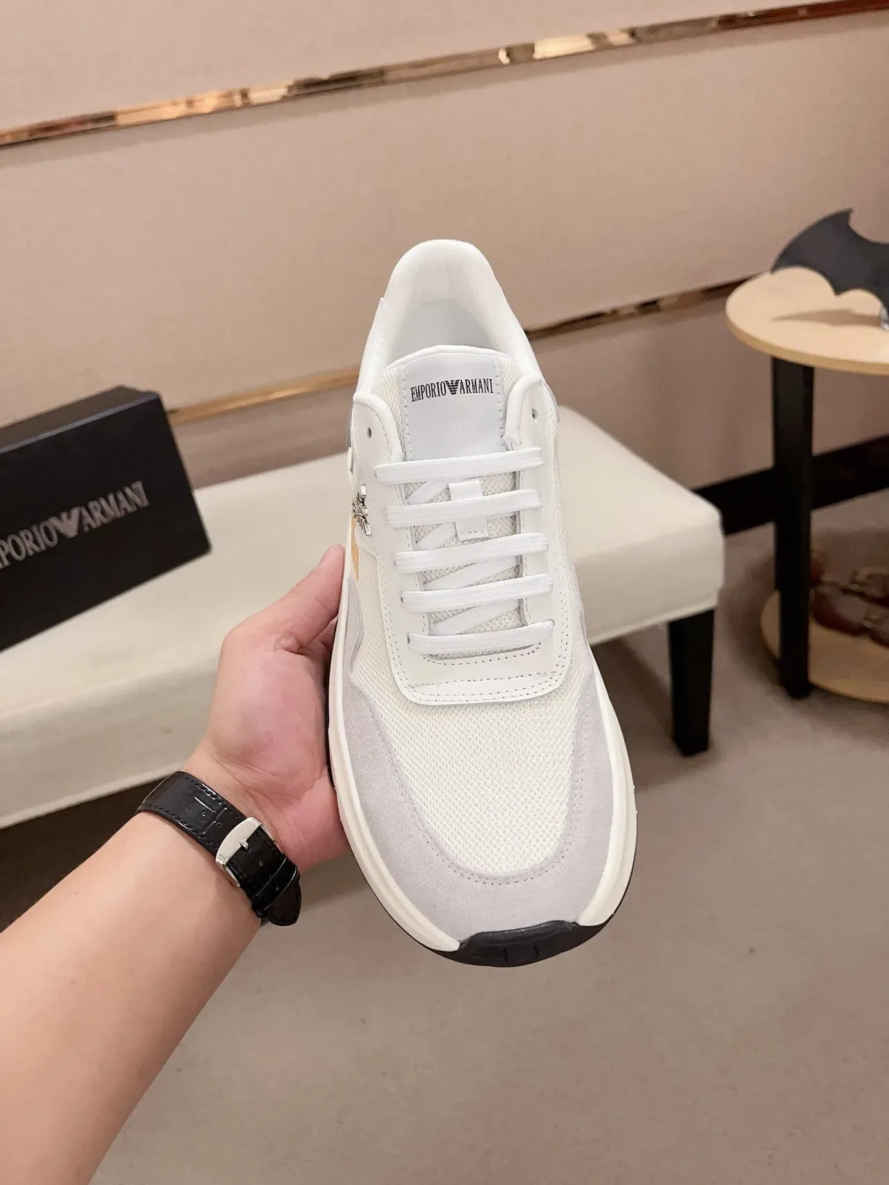 Emporio Armani Tênis Chunky com sola branca e cinza painel de malha e suede 2