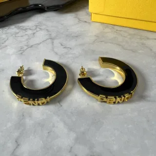 Fendi 黑色金色 C形 圈形 搪瓷 耳环